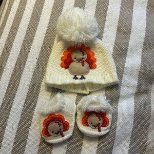 Newborn Thanksgiving turkey beanie and booties